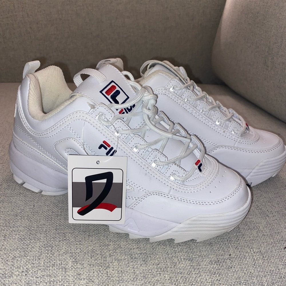 FILA CHUNKY SNEAKER SIZE 6 1/2